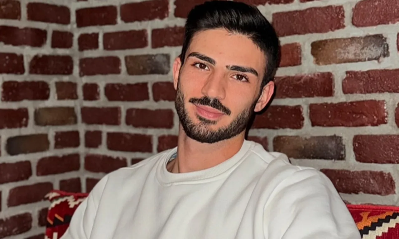 Mısırcı Alper Temel fenomen oldu! Yayında kazandığı para ağızları açık bıraktı