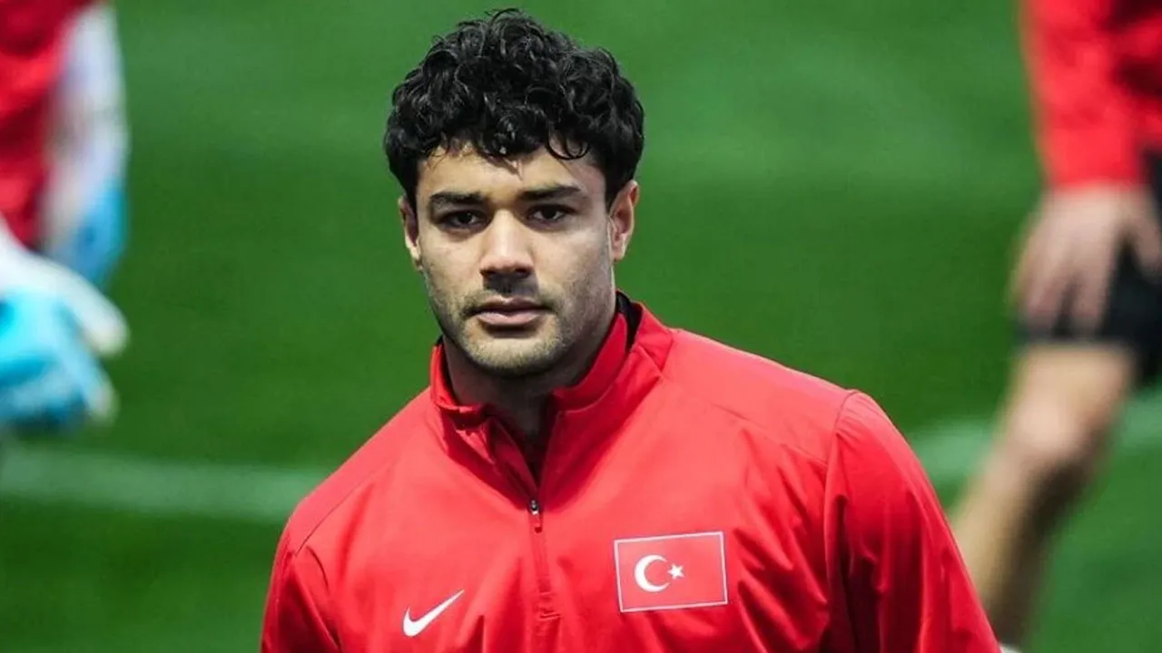 Ozan Kabak resmi imzayı attı! 'Uzun süreli mukavele'