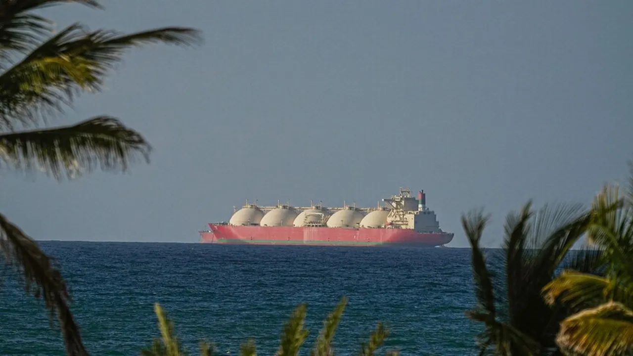 Pariste kritik toplantı! Tarih belli oldu, masada Hürmüz var
