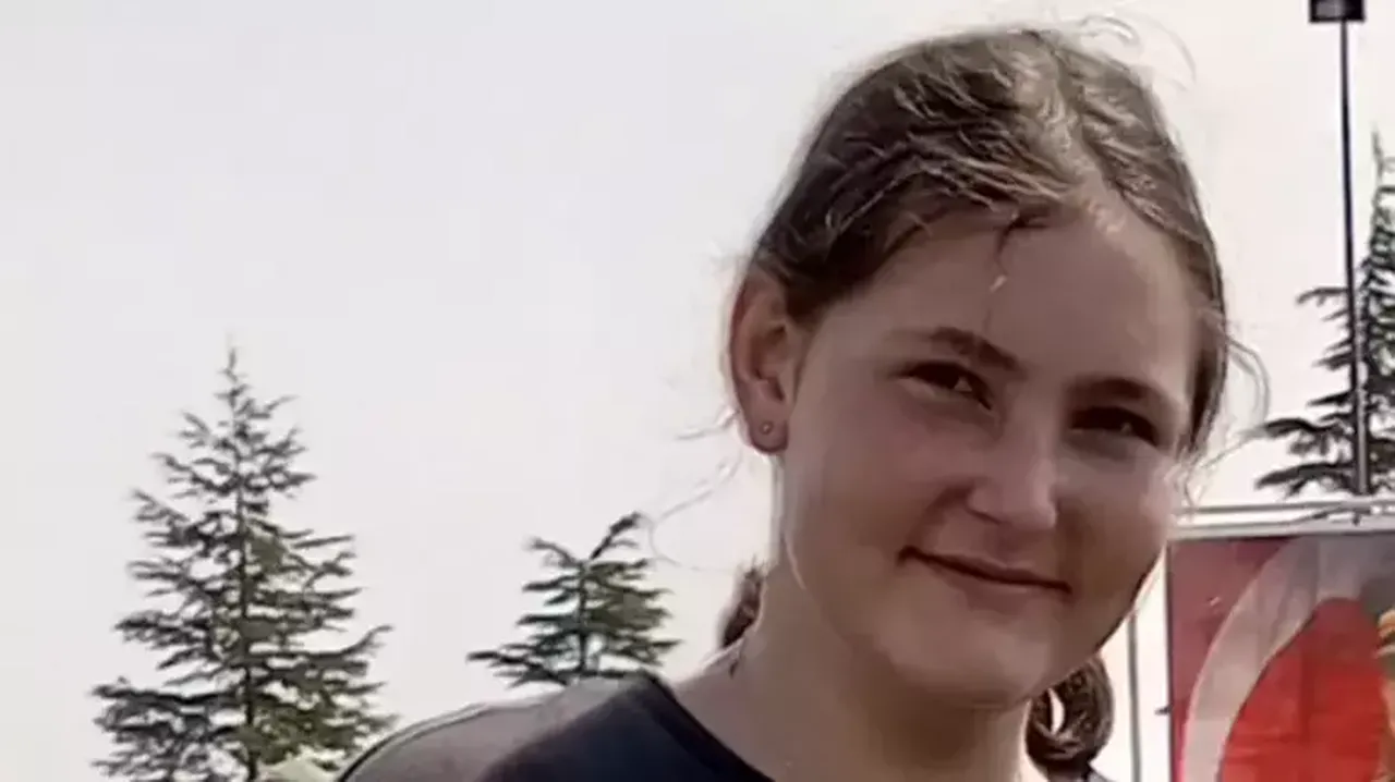 Yoğun bakımda tedavi gören 14 yaşındaki Çağla S.