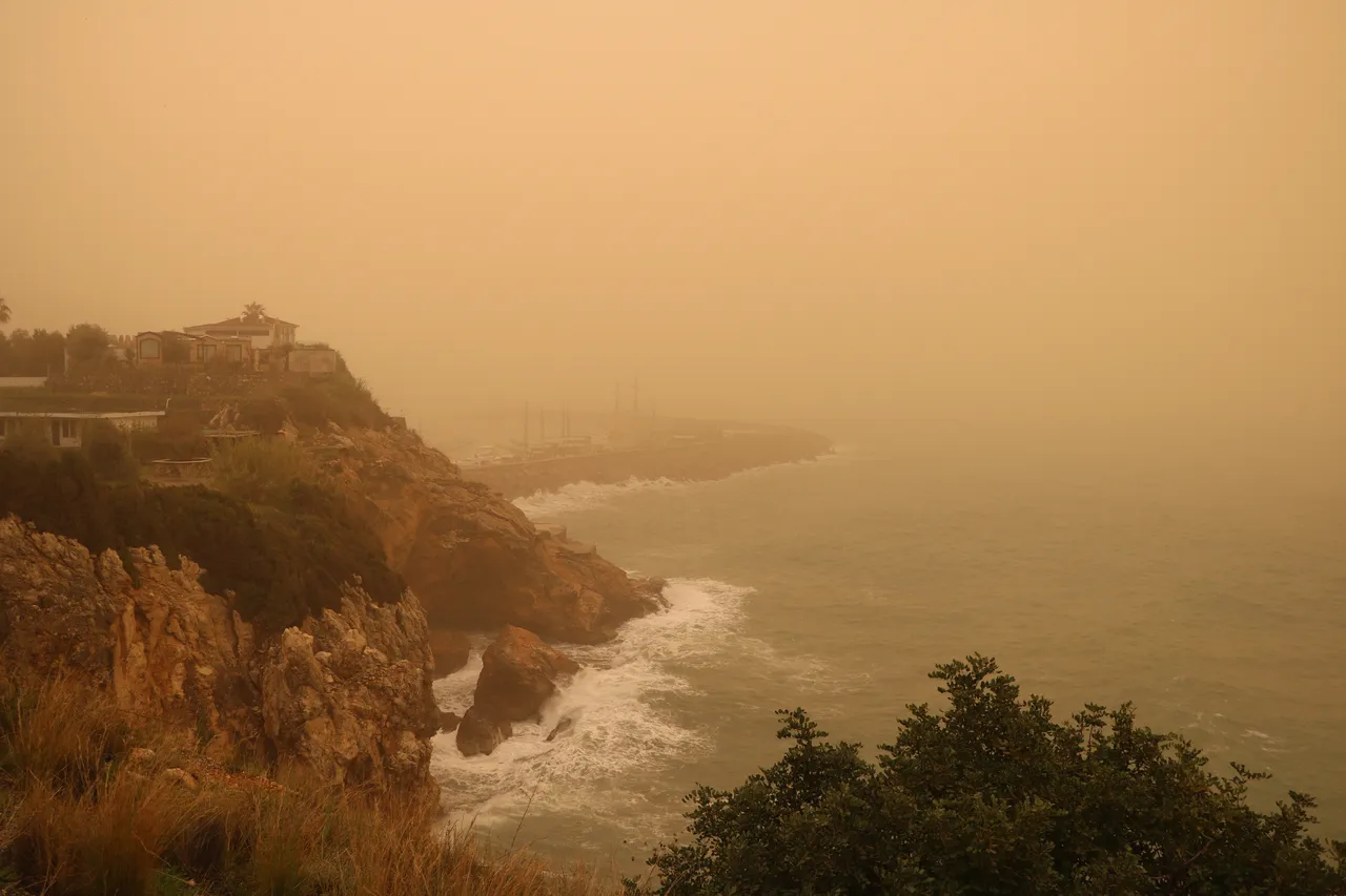 12 gün sonra yeniden Türkiye’de! Çöl tozu için alarm verildi, etkisi yarın bitecek