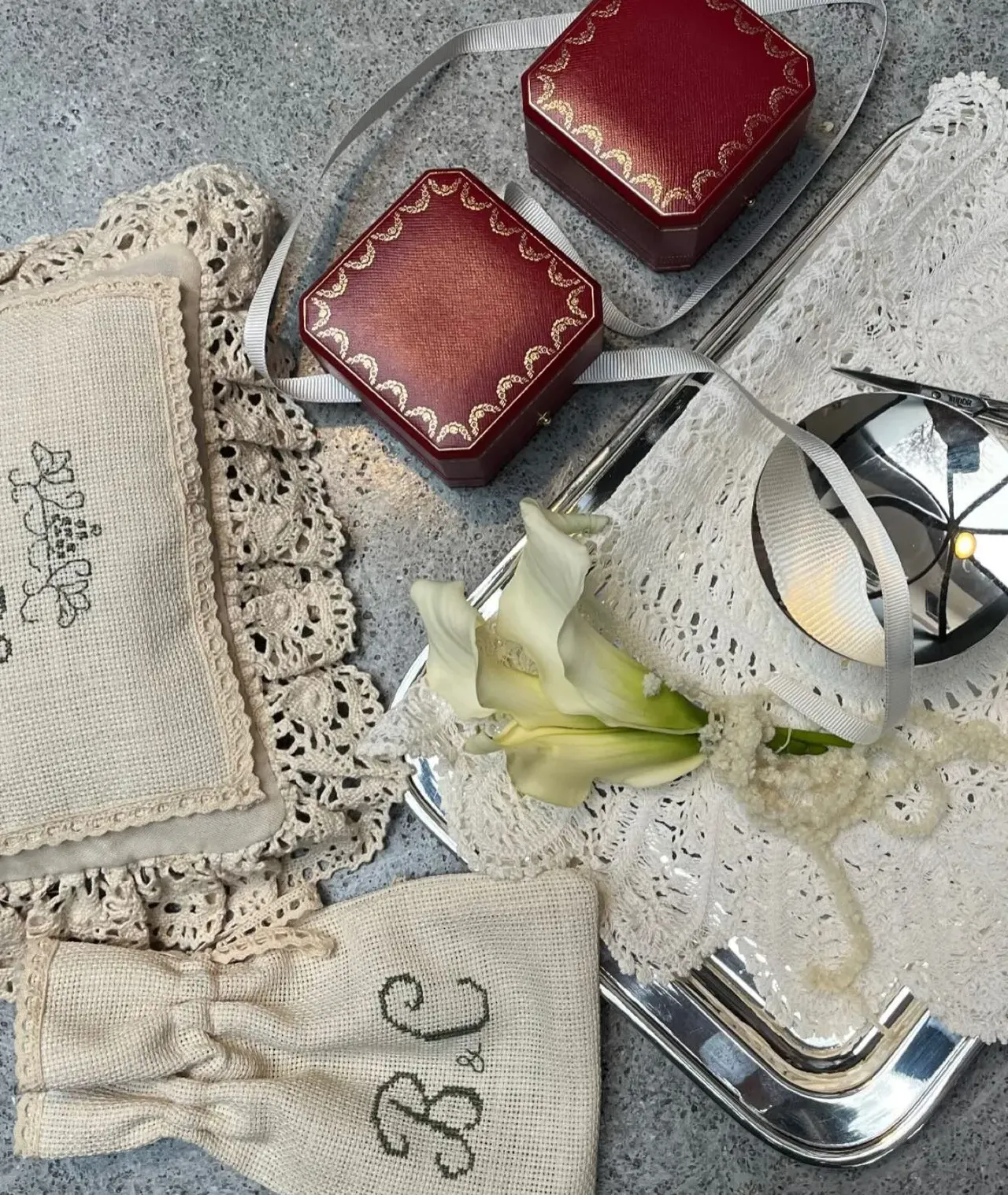 Bilge Yenigül ile mutluluğa ‘evet!’ Cengiz Ünder nişanlandı