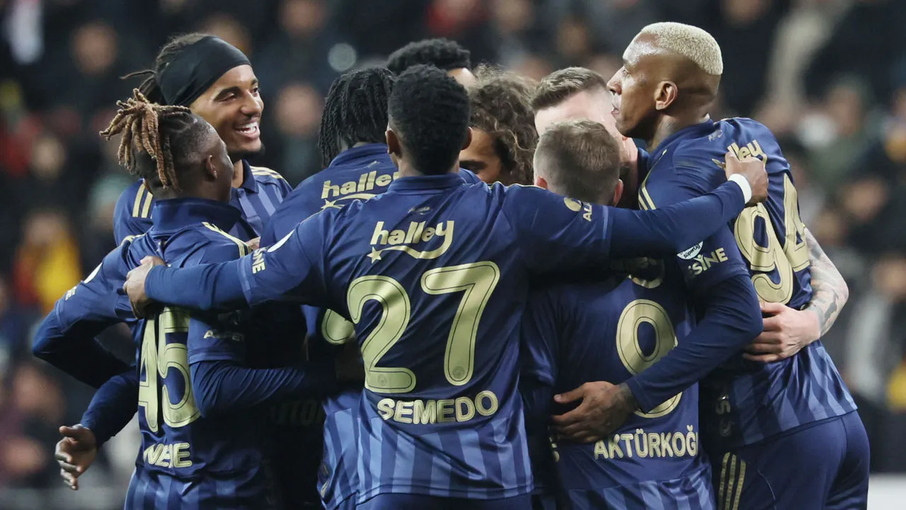 Fenerbahçe'nin 4 atlısı: Şimdiden 64 gole ulaştılar