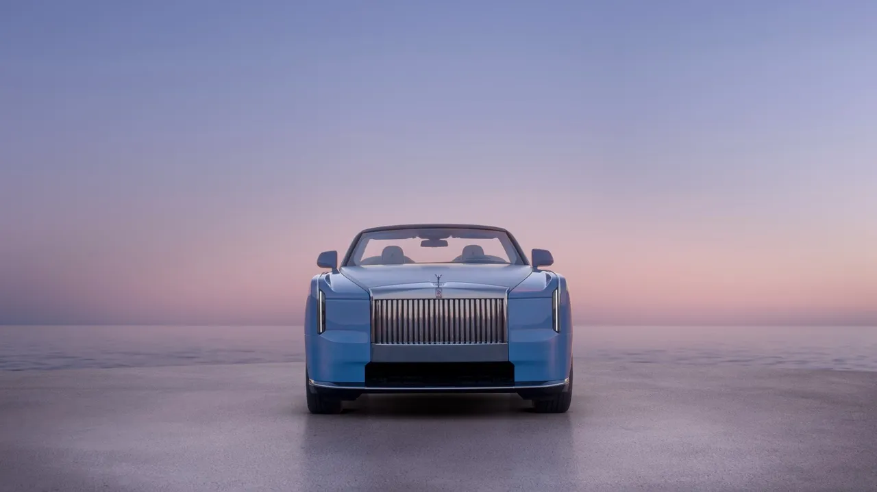 Her biri kişiye özel 100 model üretilecek: Rolls-Royce Project Nightingale tanıtıldı