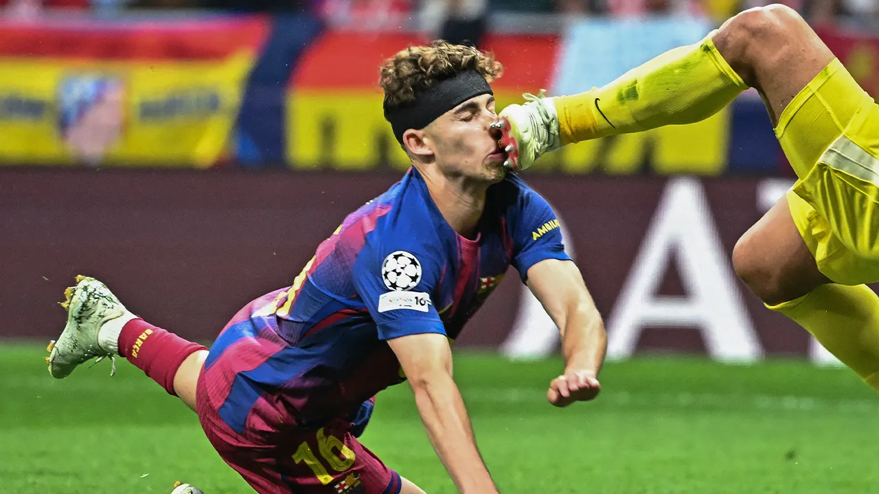 Şampiyonlar Ligi'nde geceye damga vuran an! Atletico Madrid-Barcelona maçında yürekler ağza geldi