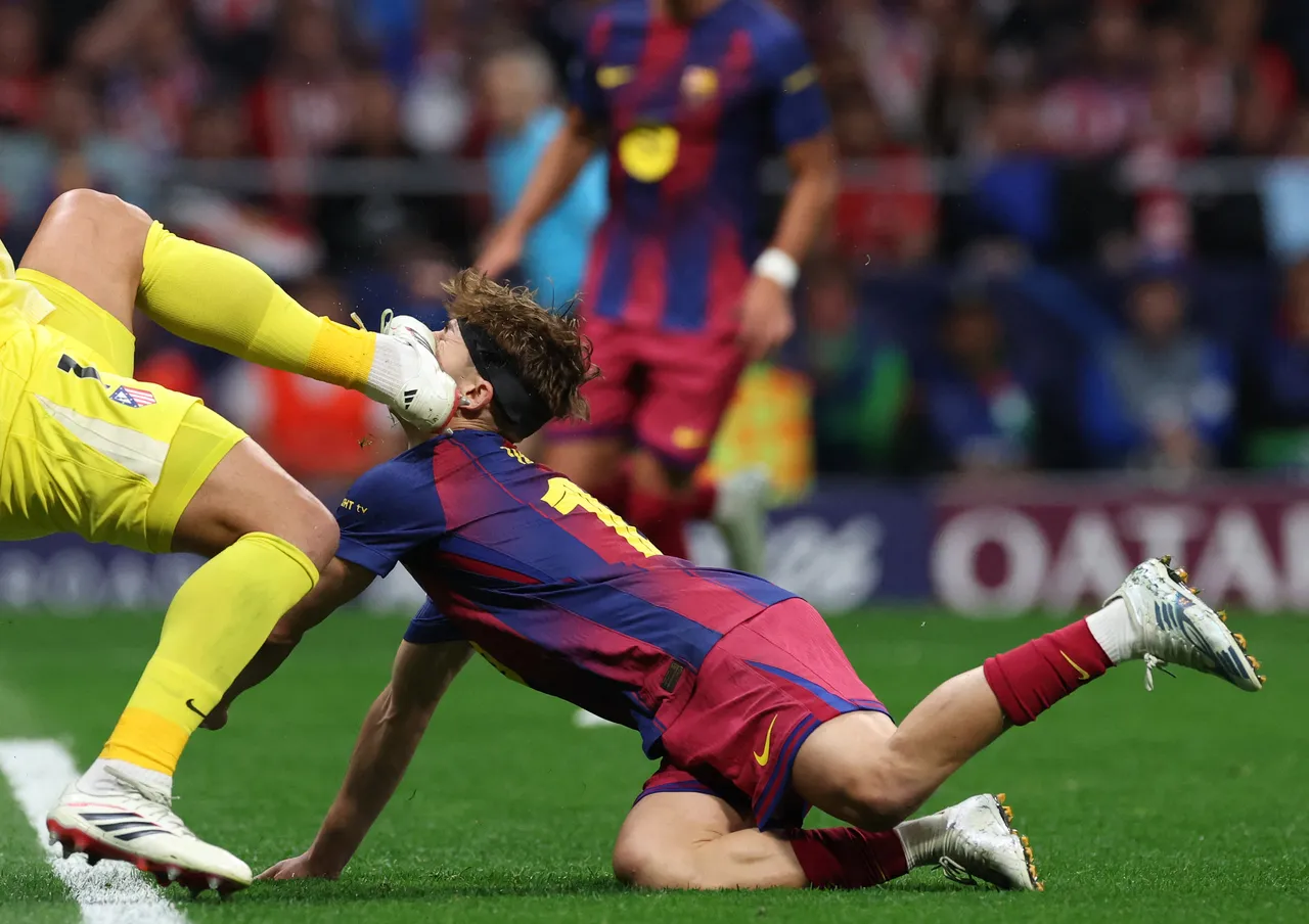 Şampiyonlar Ligi'nde geceye damga vuran an! Atletico Madrid-Barcelona maçında yürekler ağza geldi