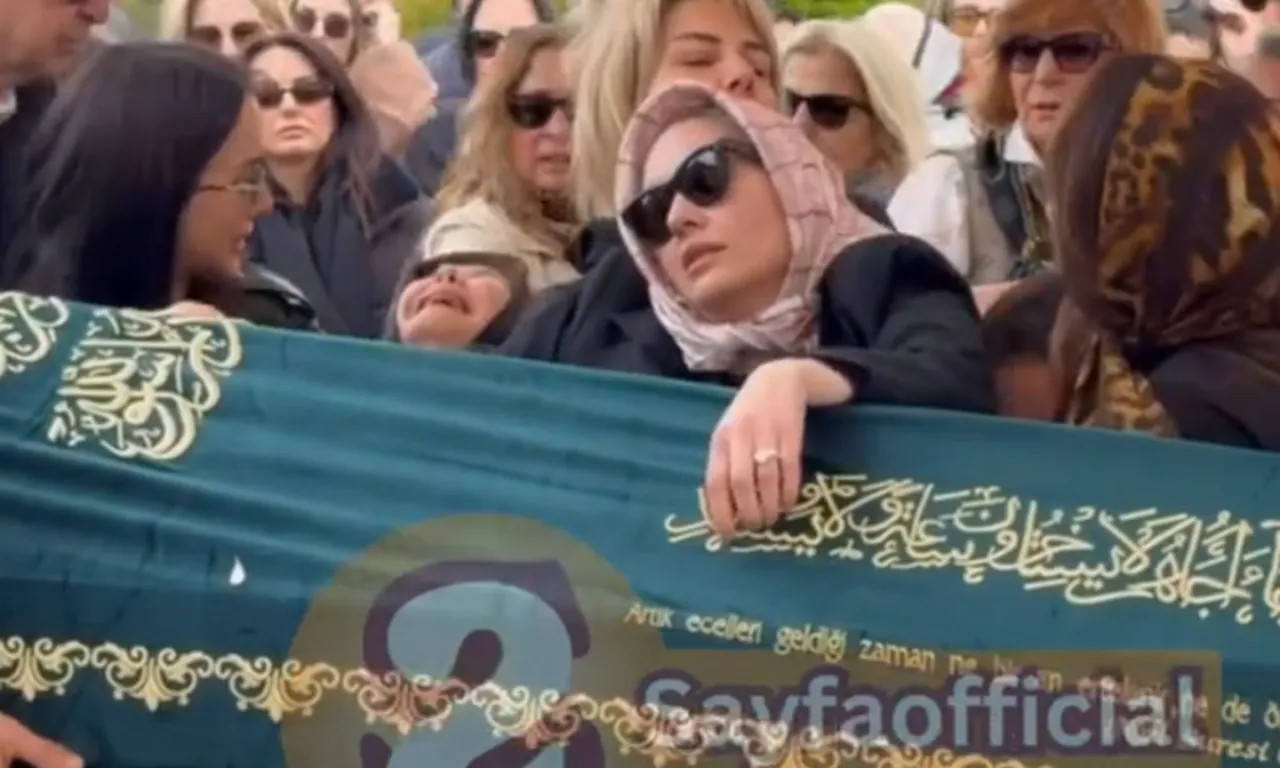 Selin Toplusoy’a acı veda… Cenazede annesi İpek Toplusoy baygınlık geçirdi