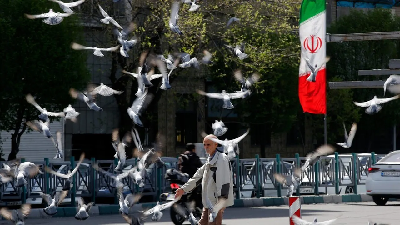 Üst düzey heyet Tahran'da! Pakistan'dan 'ABD-İran ateşkesi ve arabuluculuk' ziyareti