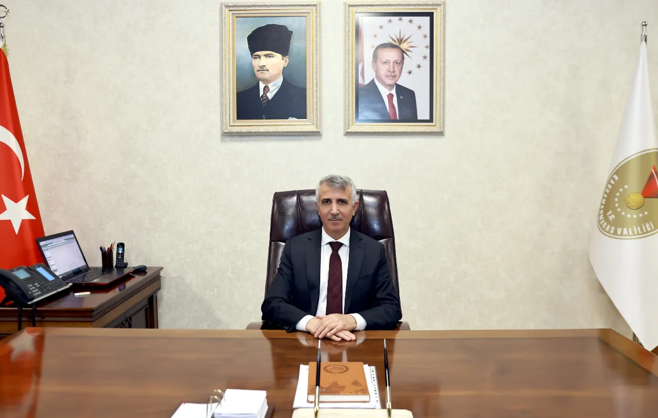 Vali Mükerrem Ünlüer kimdir? (Kahramanmaraş Valisi  Mükerrem Ünlüer'in özgeçmişi)