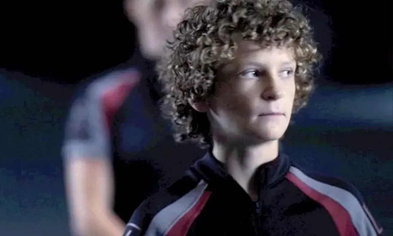 Açlık Oyunları oyuncusu Ethan Jamieson silahlı saldırı suçundan tutuklandı