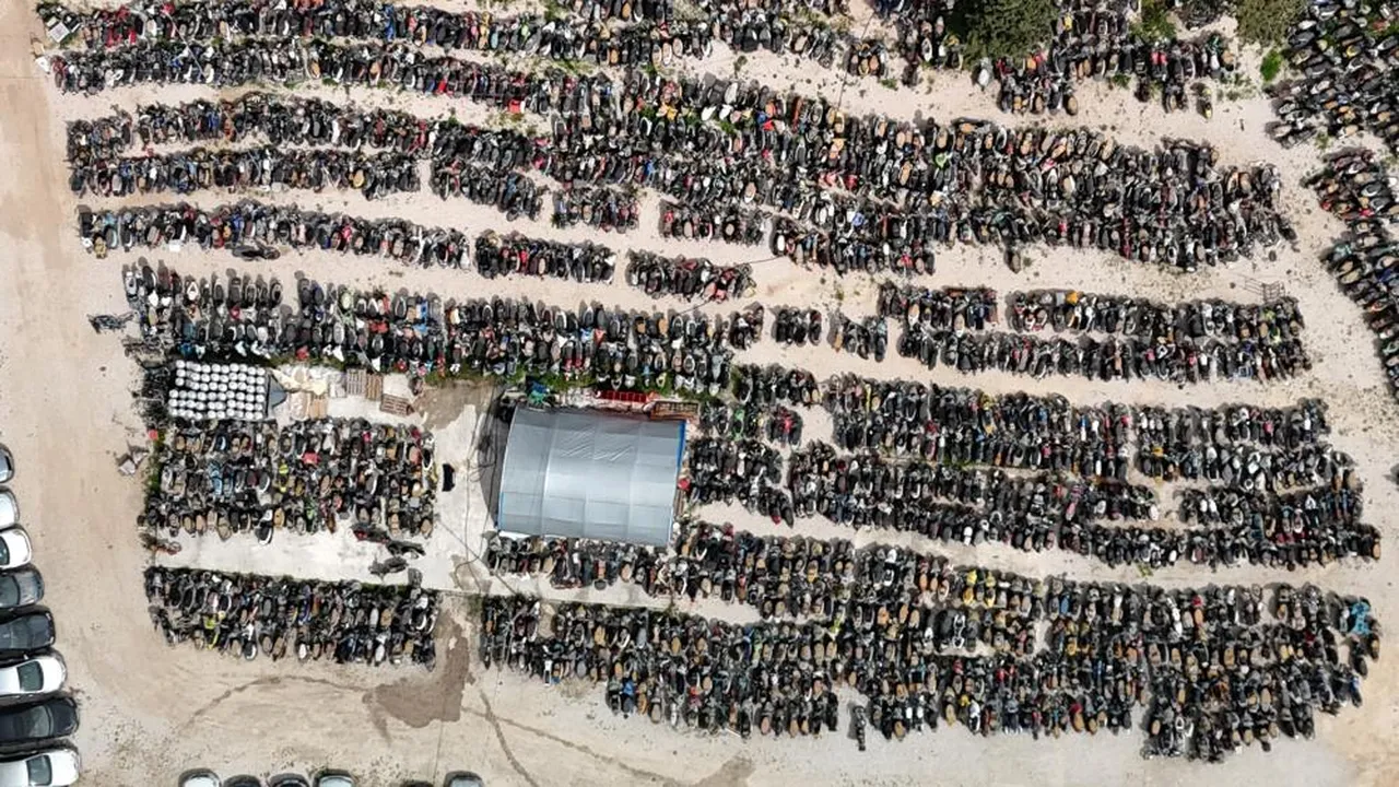 Antalya'da yediemin otoparkları, araç mezarlığına dönüştü! Milyonluk servet çürüyor