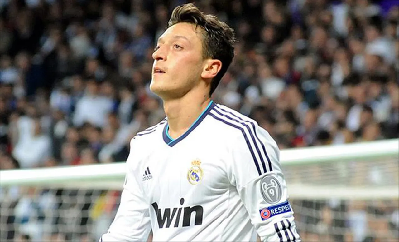 Eski futbolcu Mesut Özil, 2010-2013 arasında Real Madrid forması giymişti.