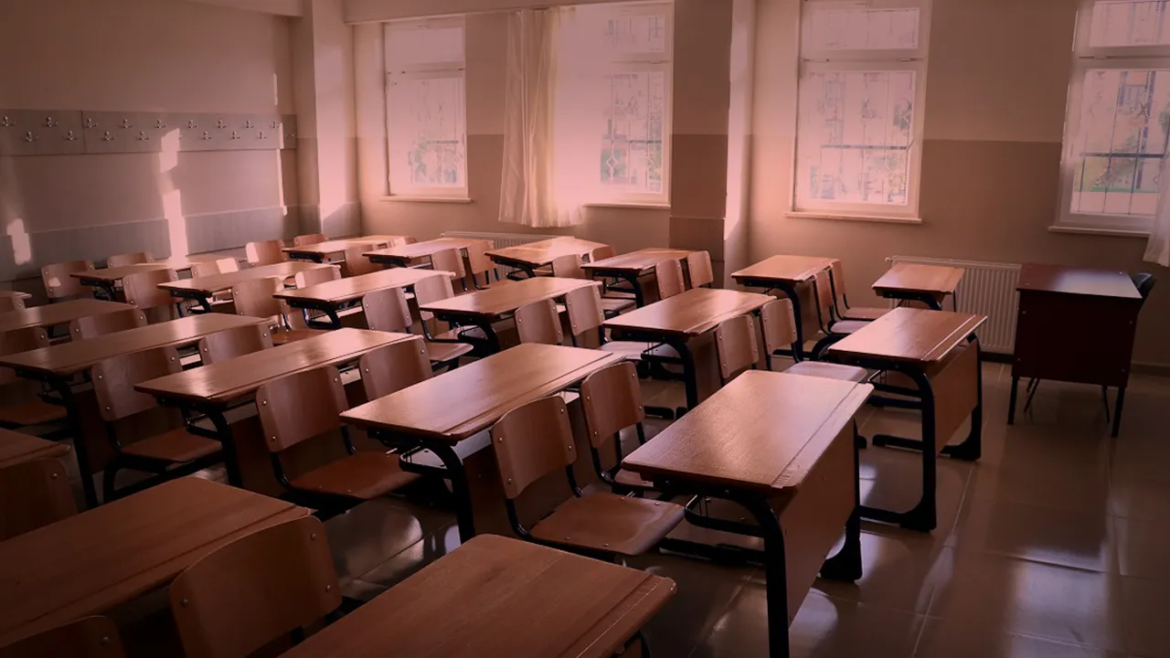 Bolu'da ortaokulda korkunç tehdit! Öğrencinin infaz listesini gören veliler 112'yi aradı!