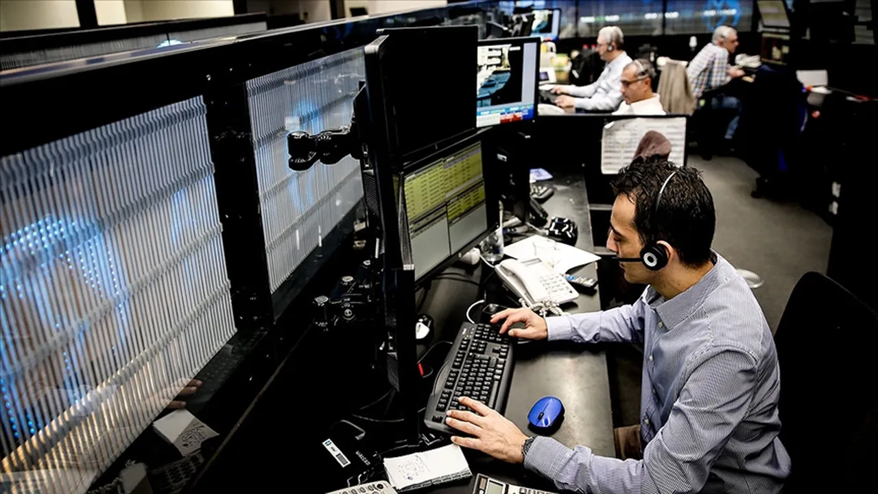 Doğrudan hisse alımı mı yoksa katılım endeksi fonu mu daha avantajlı?