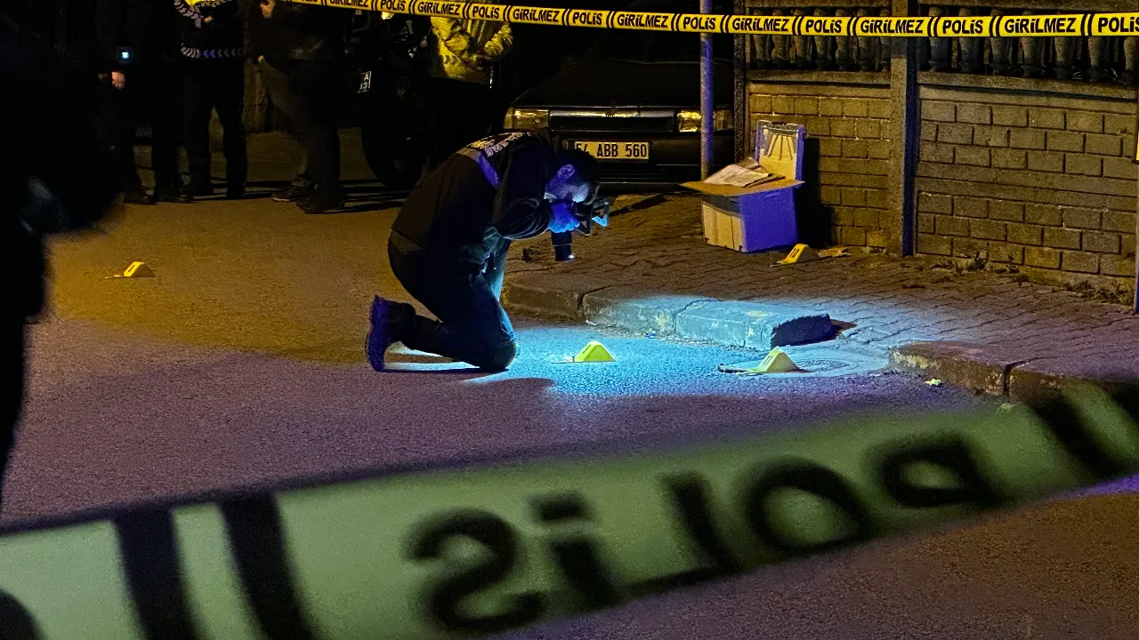 Eşinin KADES ihbarıyla gelen polislere ateş açan şahıs vurularak etkisiz hale getirildi