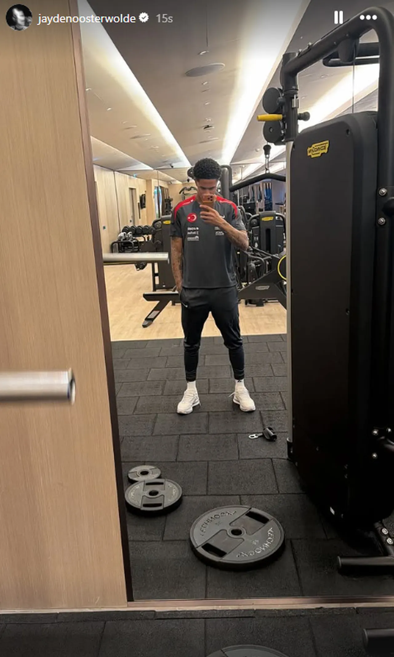 Oosterwolde'nin Instagram paylaşımı