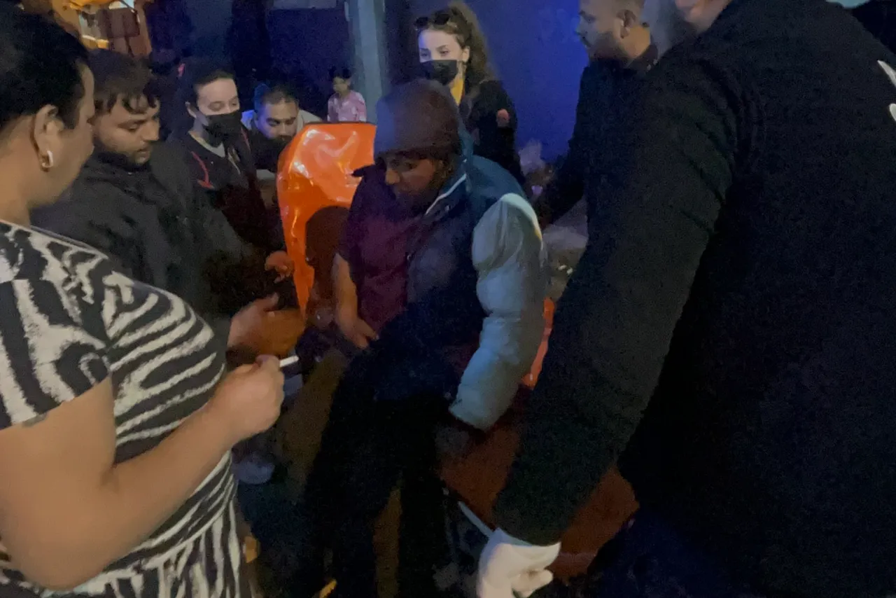 Huysuzlanan at sahibine zor anlar yaşattı! Çifte yiyen talihsiz adam hastanelik oldu