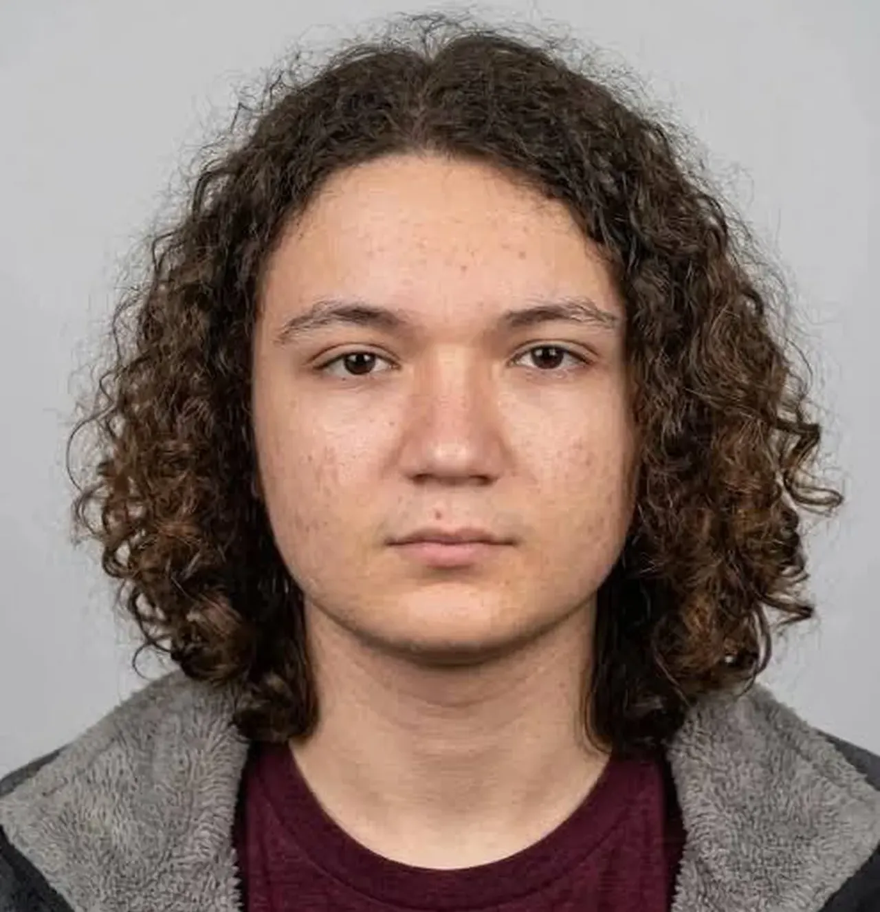 İsa Aras Mersinlinin nasıl öldüğü ortaya çıktı! Kahraman veli katliamı durdurdu: Bıçağı bacağına doğru salladım...