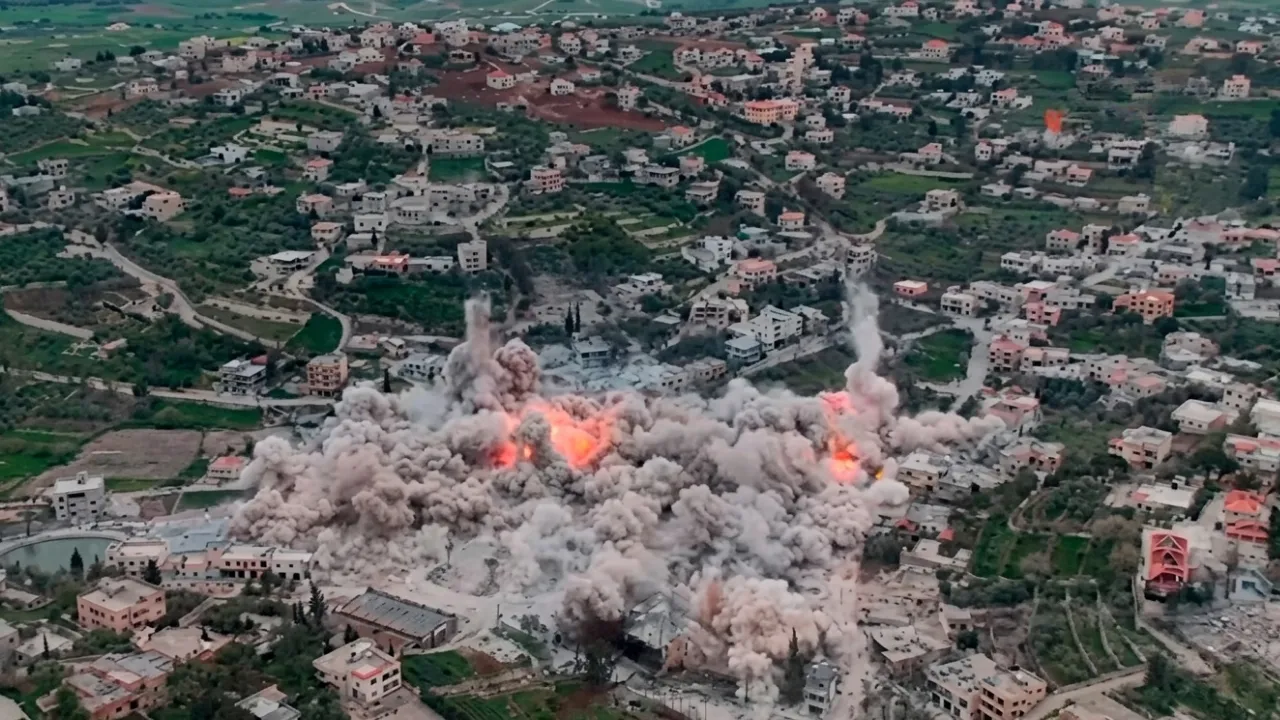 İsrail 1 dakikada 70 noktaya saldırdı! Lübnan’ın güneyini bağlayan son köprü de vuruldu