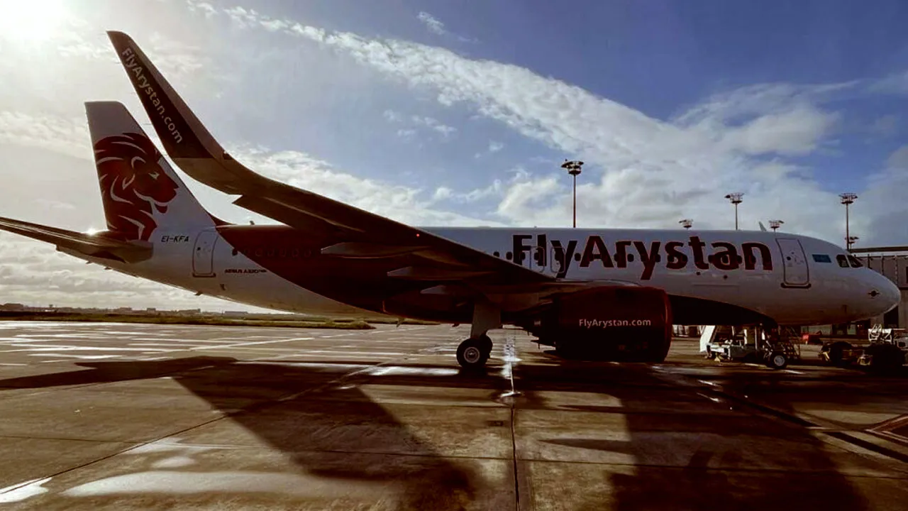 Kazakistan’da ilginç kaza! Uçak köpeğe çarptı