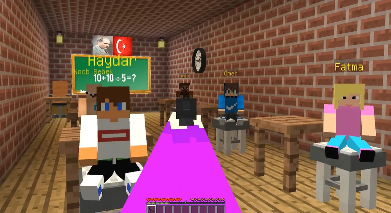 "Arda Kötü Öğretmeni Kamerayla Çekiyor!" adlı videoda öğretmen, şiddetini kaydetmeye çalışan öğrencilerini "Yanımda silah da getirdim, hepinizi öldürürüm!" diyerek tehdit etmekte ve Rüzgar isimli öğrenciye silah doğrultarak "Son duanı et, öleceksin!" ifadeleriyle çocukları okulda rehin alıyor.