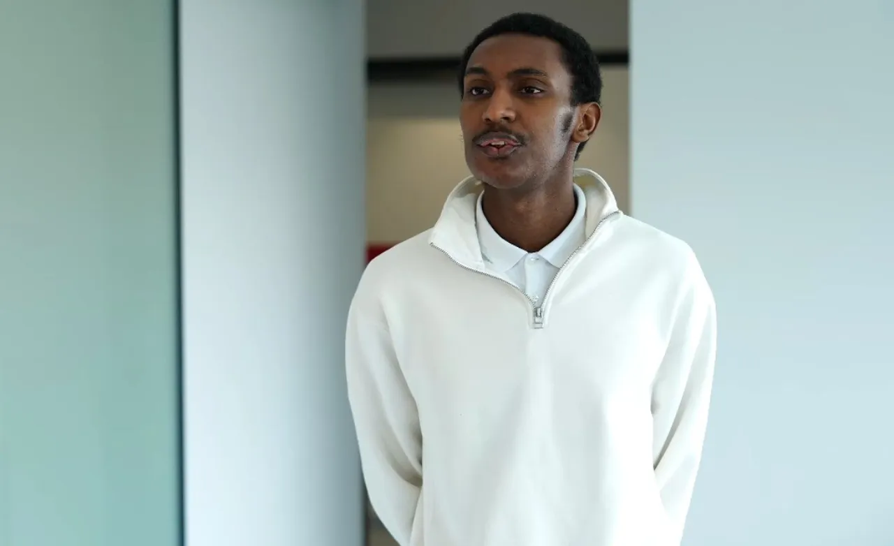 Nijeryalı gence hayati operasyon: Bacak kemiğinden çene yaptılar