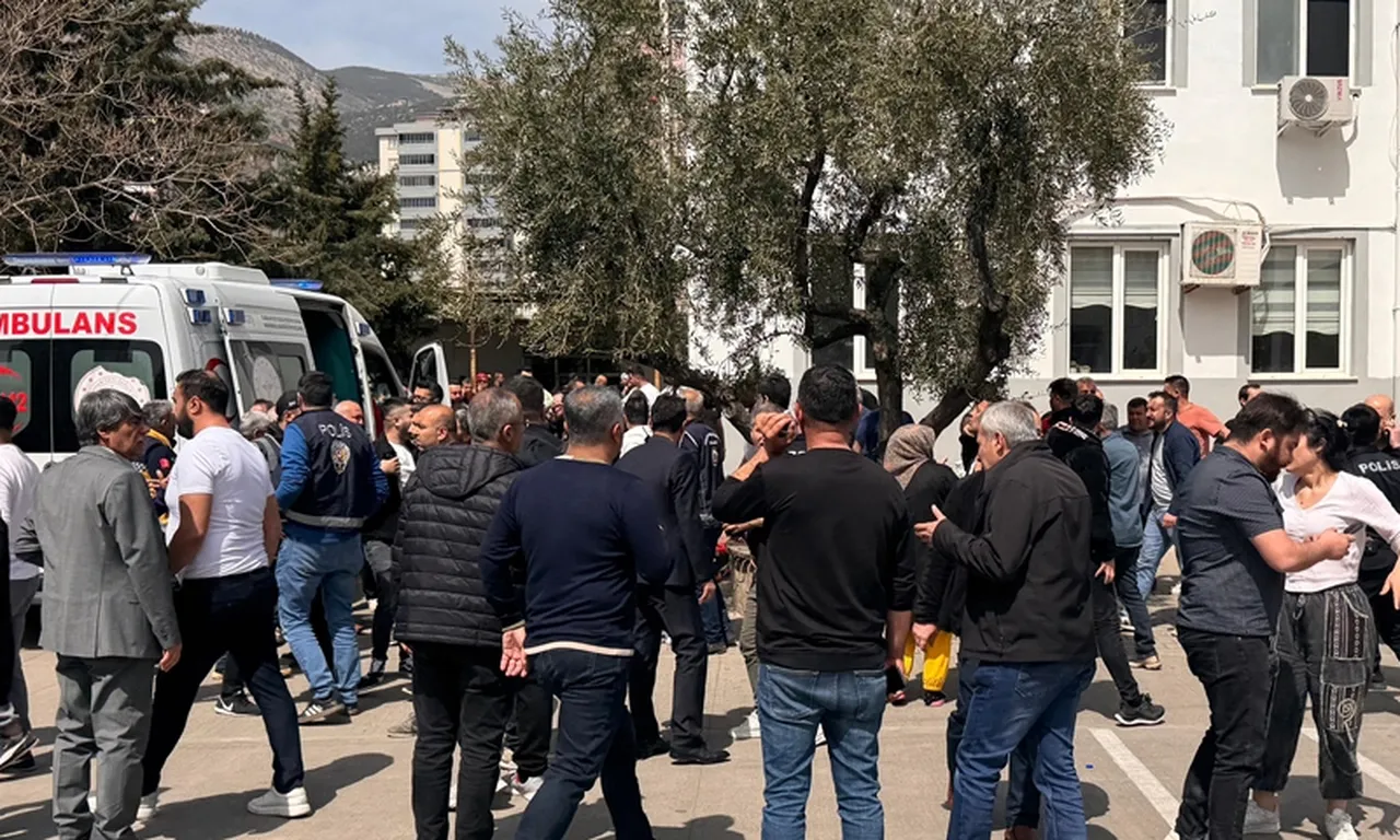 Okul saldırıları sonrası yapımcı Mustafa Uslu’dan sert çıkış! Suçlamasının odağında diziler var