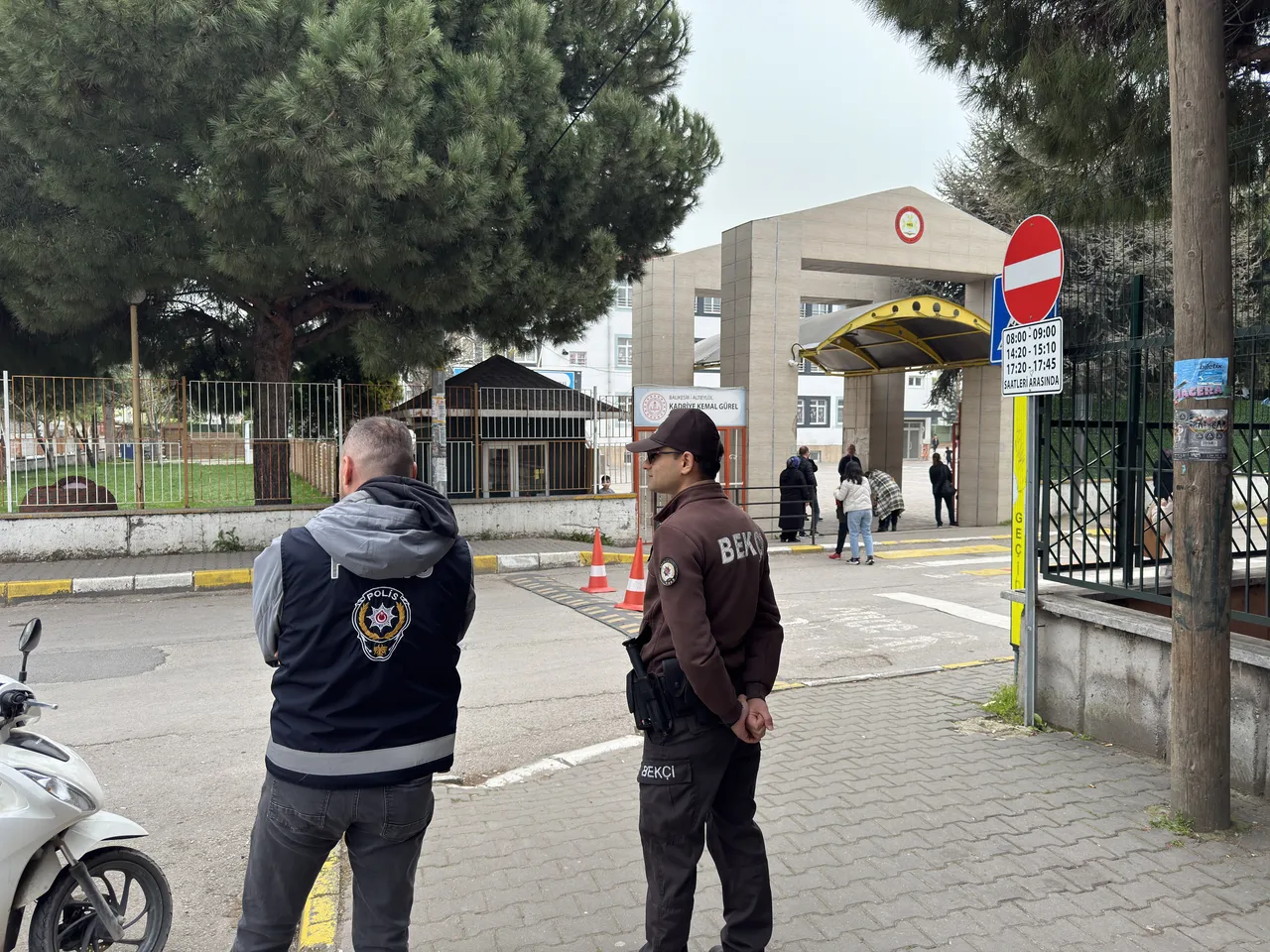 Okullarda güvenlik artacak mı? İçişleri ve Milli Eğitim Bakanlıklarından açıklama!