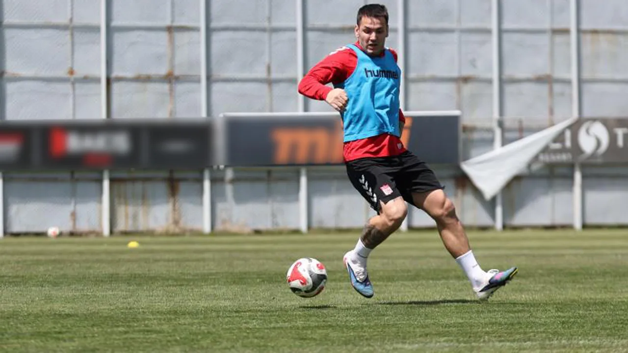 Sivasspor’da Rey Manaj sevinci: Sakatlığı atlattı, idmanlara başladı