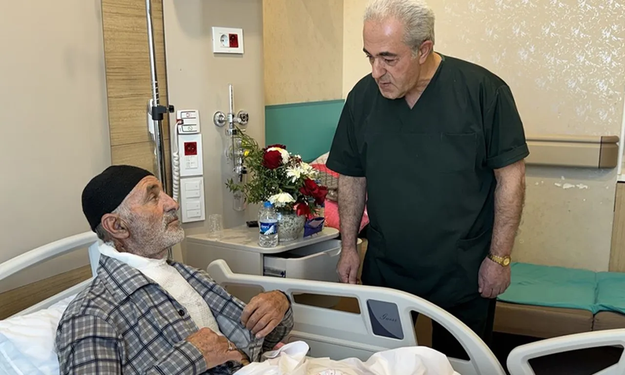 Tamir yaparken hayatının şokunu yaşadı! Bir anda hastanelik oldu