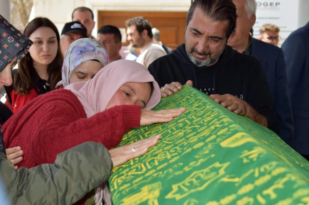 Yüreğimiz yanıyor! Okul saldırısında ölenler son yolculuğuna uğurlanıyor