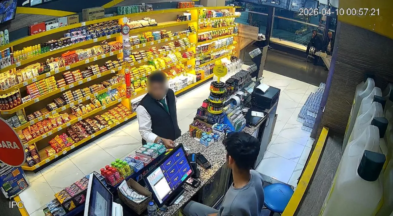 153 bin liralık veresiye iddia oynadı! Çalışanla maç izleyen şahıs dükkandan kaçtı