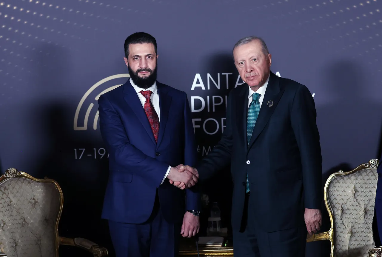 Antalya’da kritik görüşme! Cumhurbaşkanı Pakistan Başbakanı ve Azerbaycan Cumhurbaşkanı ile bir araya geldi