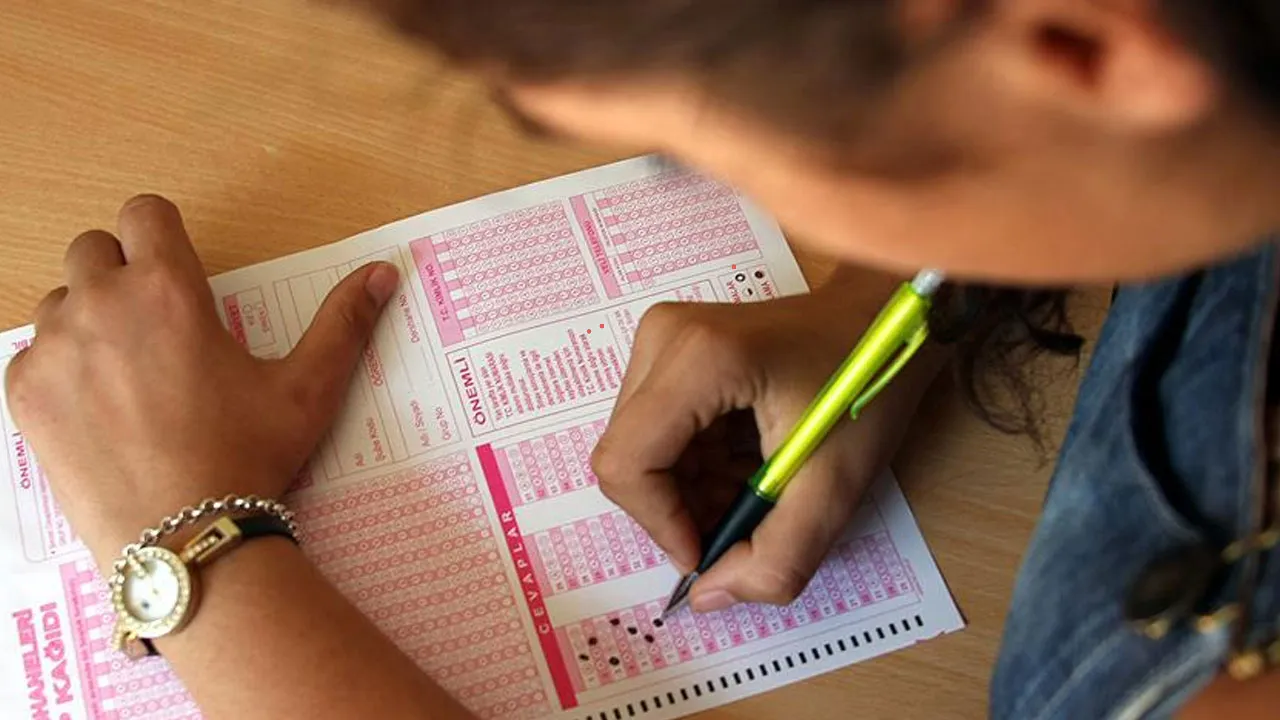Bursluluk Sınavı giriş belgeleri erişime açıldı! 2026 İOKBS detayları MEB tarafından paylaşıldı