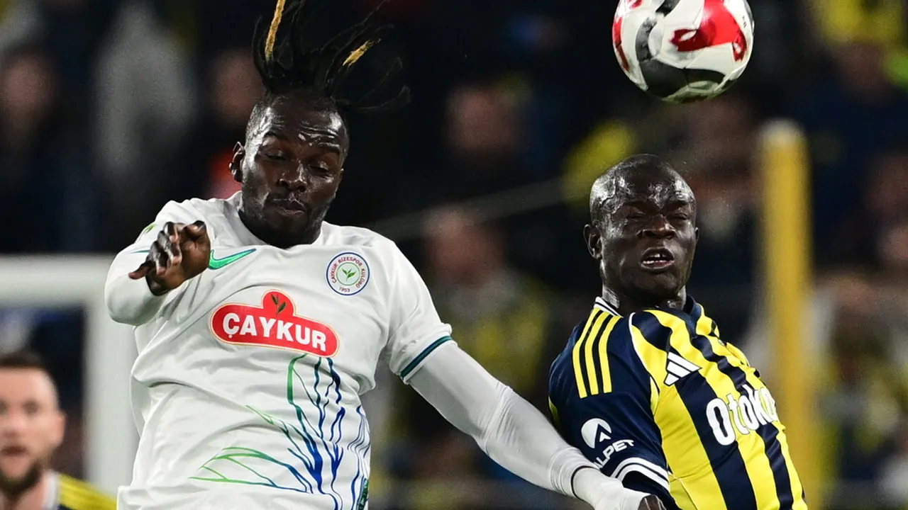 Çaykur Rizesporlu Ali Sowe'dan Fenerbahçe'ye 4. gol