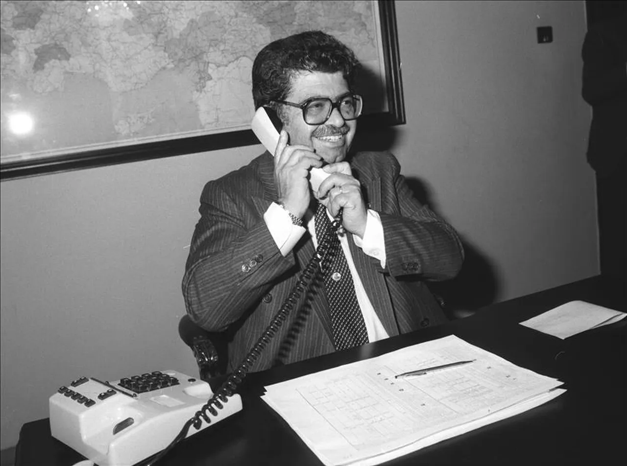 Cumhurbaşkanı Erdoğan, vefatının 33. yılında Turgut Özal’ı andı: Türkiye’nin kalkınmasında öncü rol oynadı