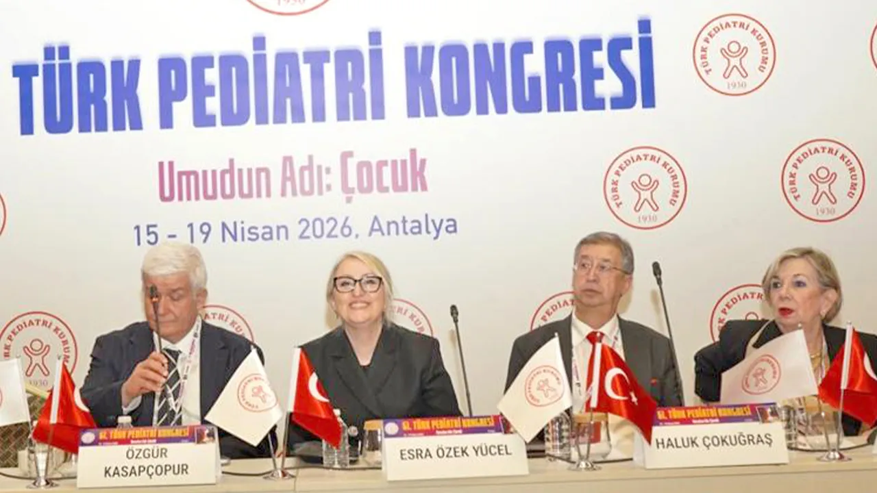 Değerlerimizi kaybetmek ilk olarak çocukları etkiledi: Prens ve prensesler eline silah aldı