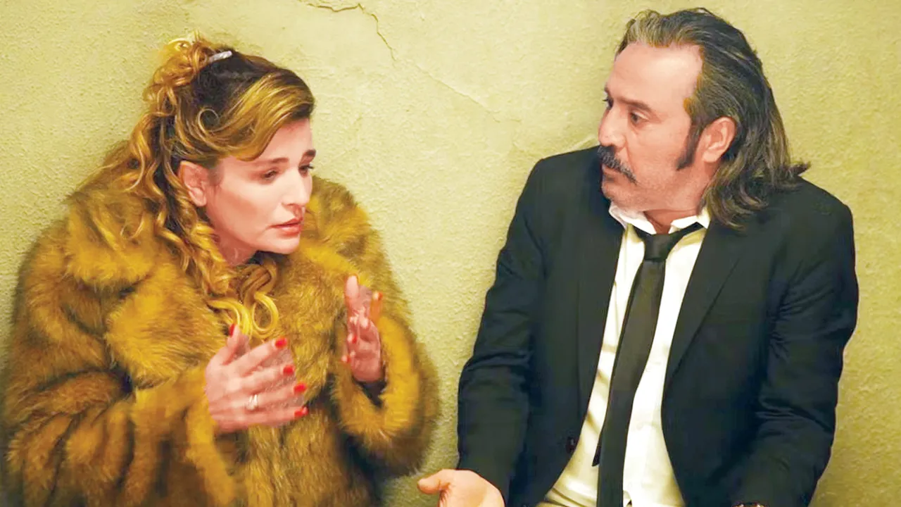 Eski tabutun kapağı yine açıldı! Mumya'da aile faciası