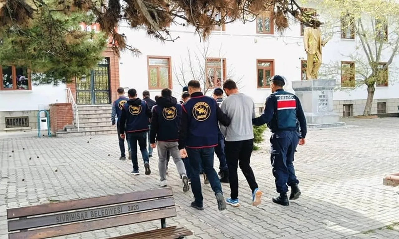 İlginç hırsızlık planı: Çobanları hamamda oyaladılar, 36 büyükbaş çaldılar