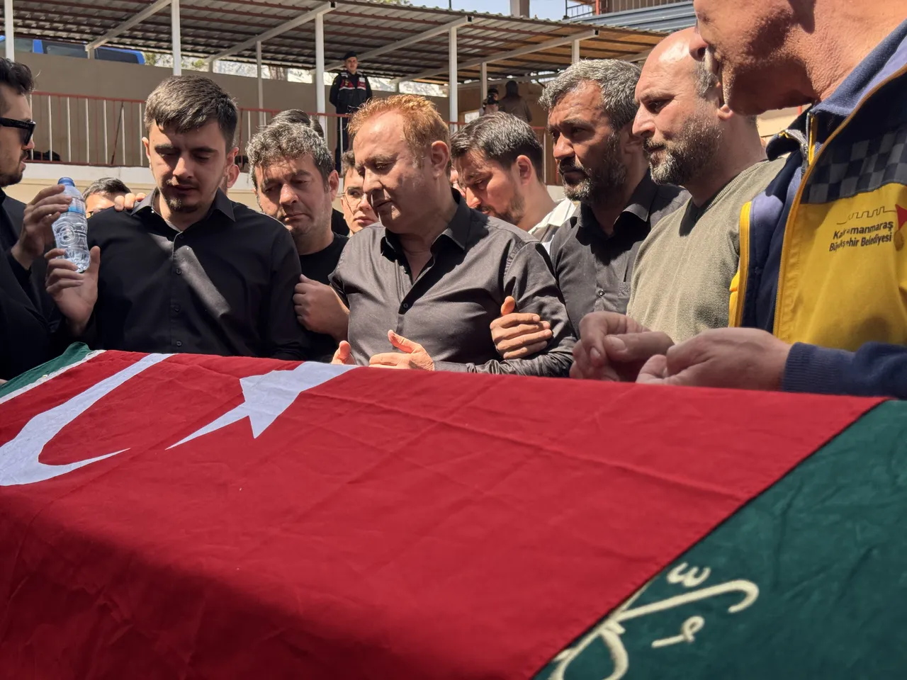 Öğrencilere siper olan Ayla öğretmenin ölümünde kahreden detay! 6 kurşunla vurulmuş