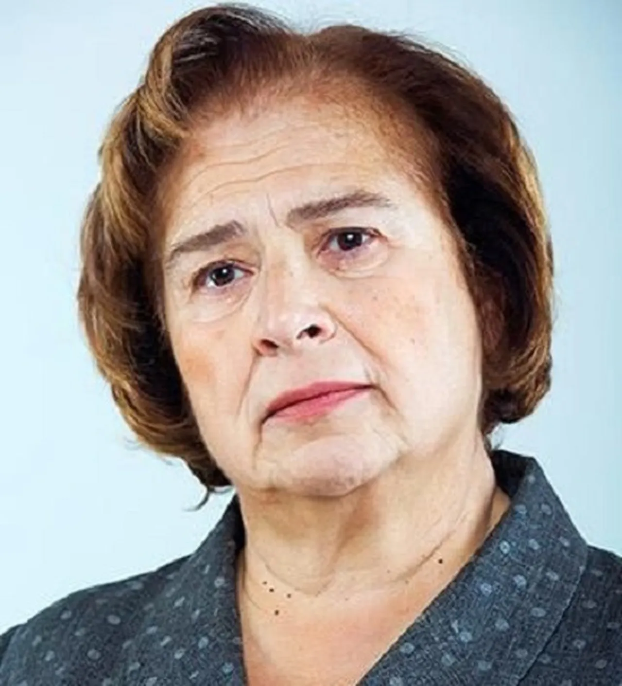 Usta sanatçı Feyha Çelenk hayatını kaybetti