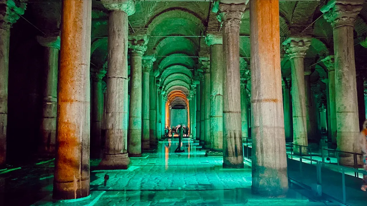 1500 yıllık Yerebatan Sarnıcına giriş 1 TL oldu