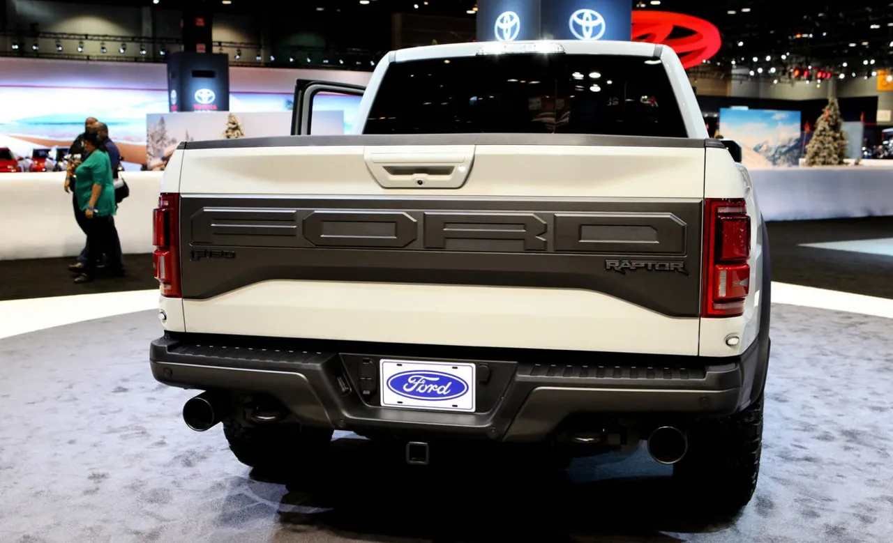 Ford, yazılım hatası nedeniyle 1,4 milyon aracı geri çağırıyor