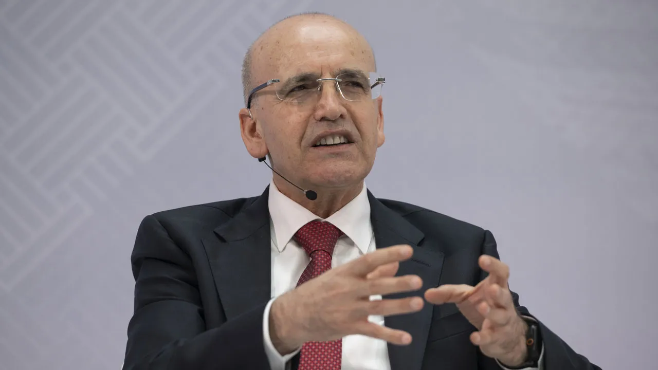 Mehmet Şimşek'ten ekonomi mesajı: Türkiye güçlenerek aşacak