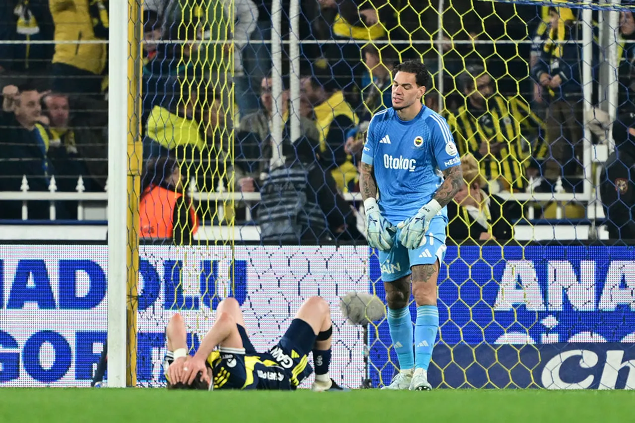 Ederson'un gol sonrası üzüntüsü