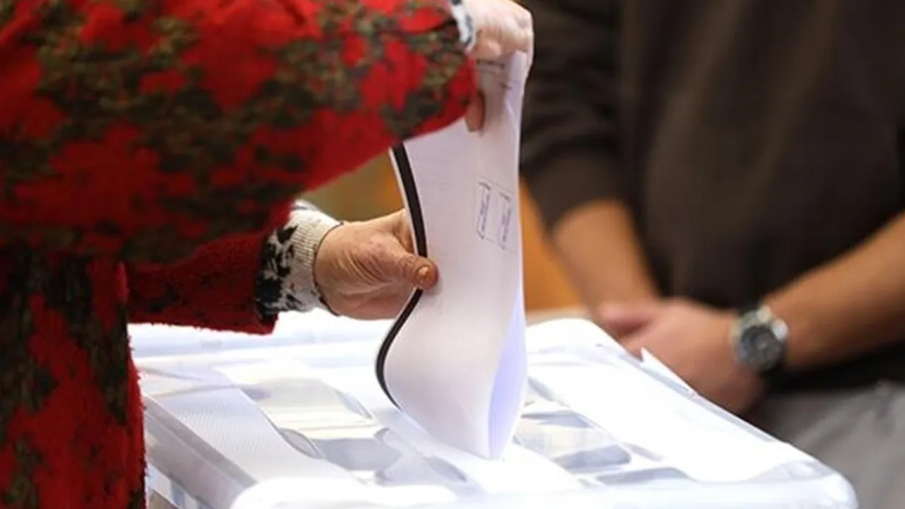 Son 5 yılda 8'inci seçim! Komşu, bir kez daha sandık başında