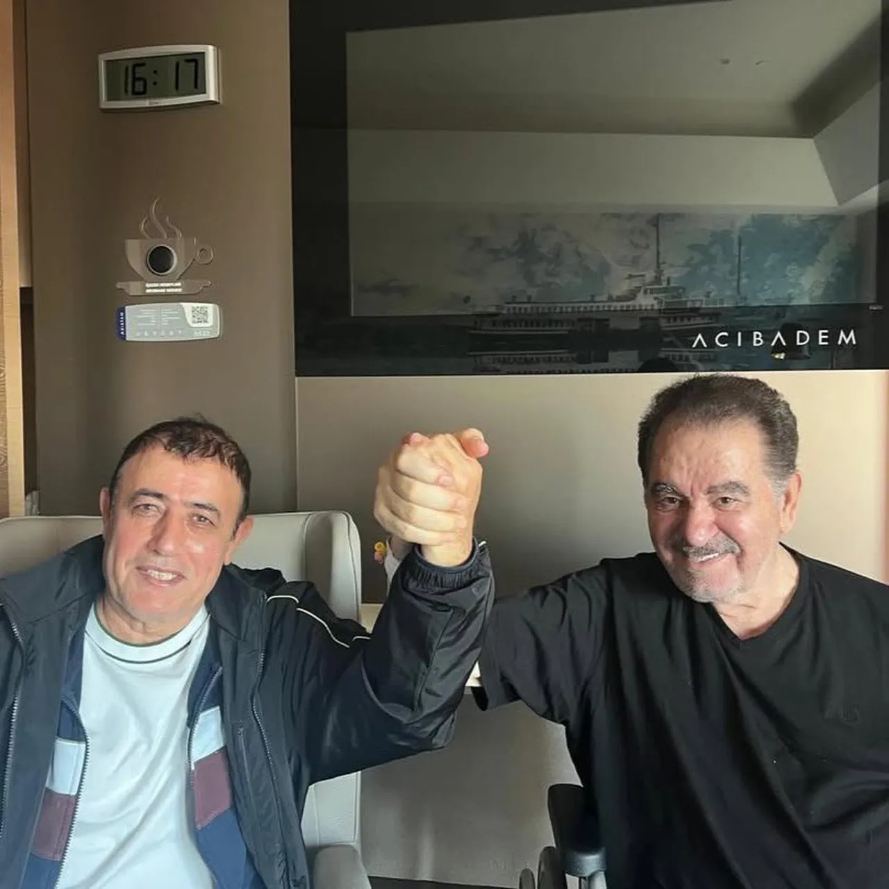 Ameliyat sonrası ilk kare geldi! İbrahim Tatlıses'in son halini Mahmut Tuncer paylaştı