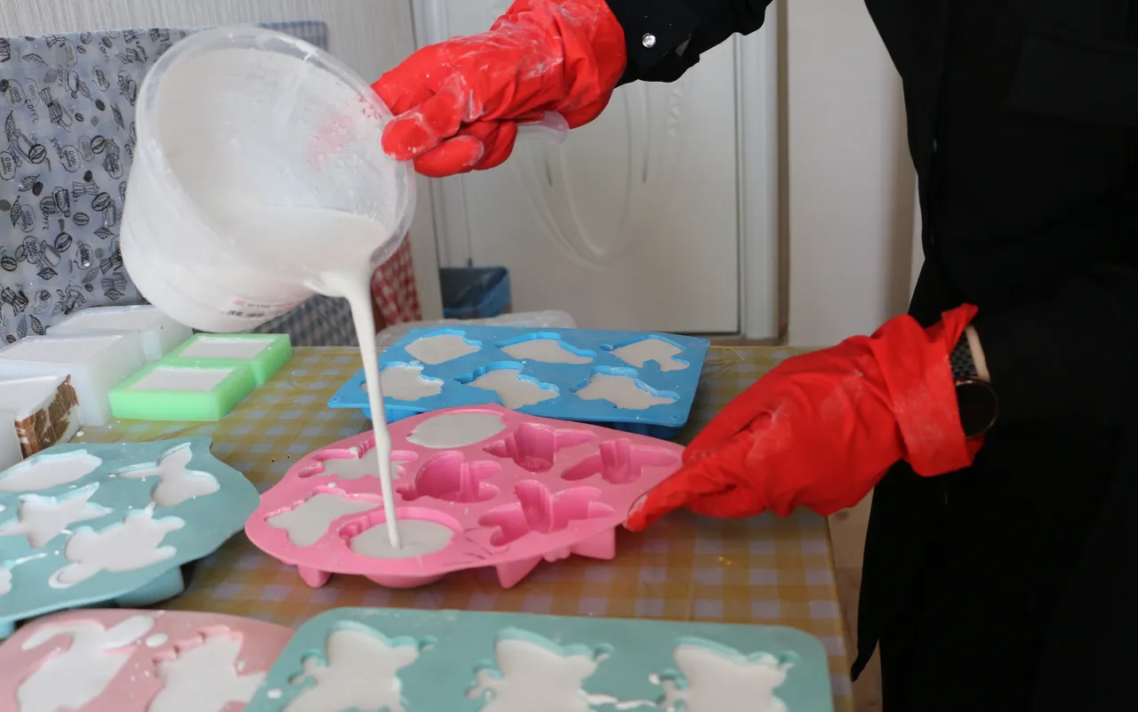 Annelere ilham veren hikaye! Evde başladı, şimdi 81 ile satıyor