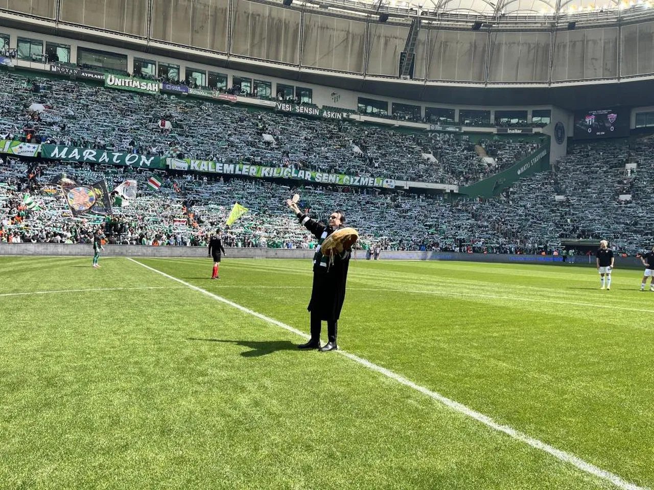 Bursaspor'un başarısının sırrı ortaya çıktı! Gökhan Kırdar açıkladı, her kritik maçta yaptı...