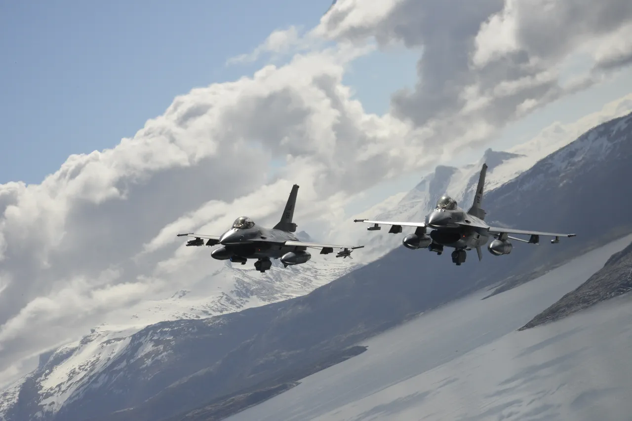 F-35'ler peş peşe havalandı: Norveç hava sahasında Rus casus uçağı görüldü